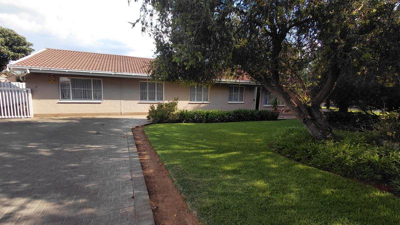 6 Bedroom Property for Sale in Fauna Free State